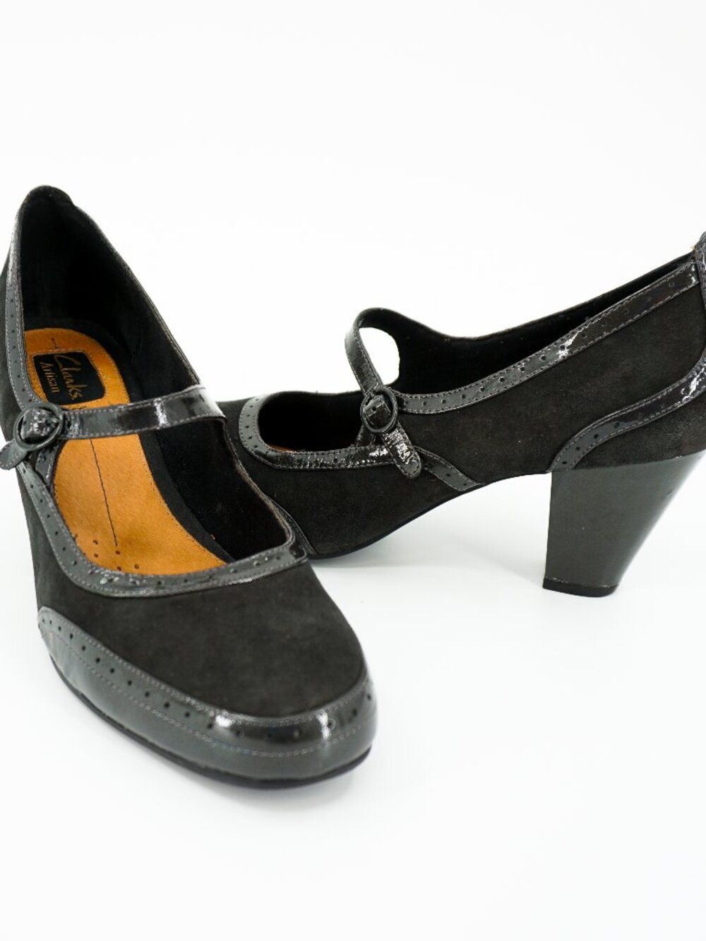 Clarks Artisan Dark Gray Mary Jane Heels Women's 9.5 Suede
